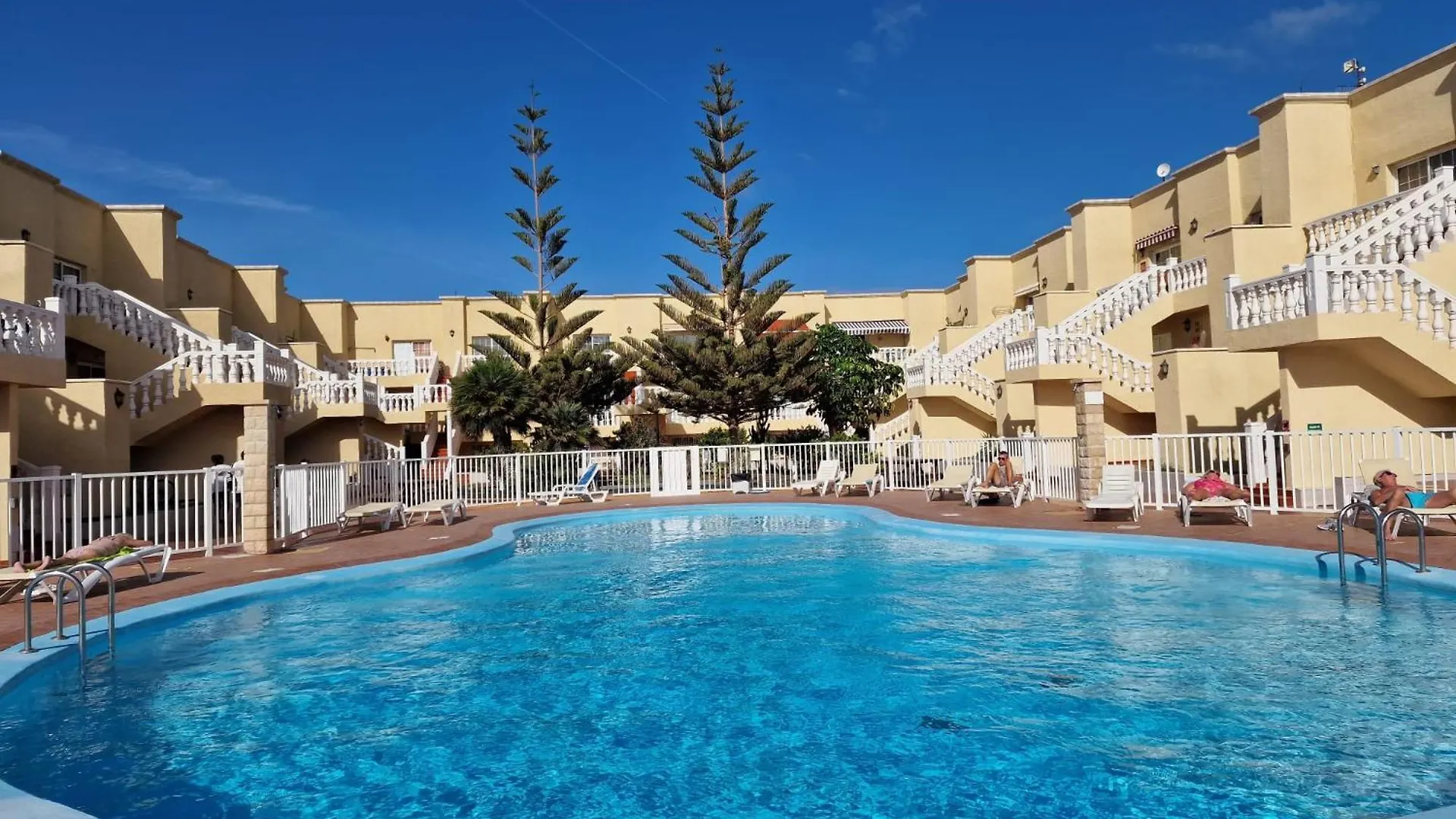 Apartament Caleta II contacts